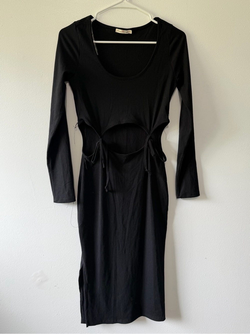 Heart Hips Black Long Sleeve Cutout Midi Dress